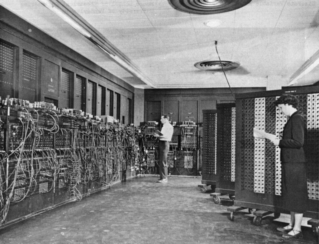 Historický vývoj počítačů - dělení počítačů podle generací